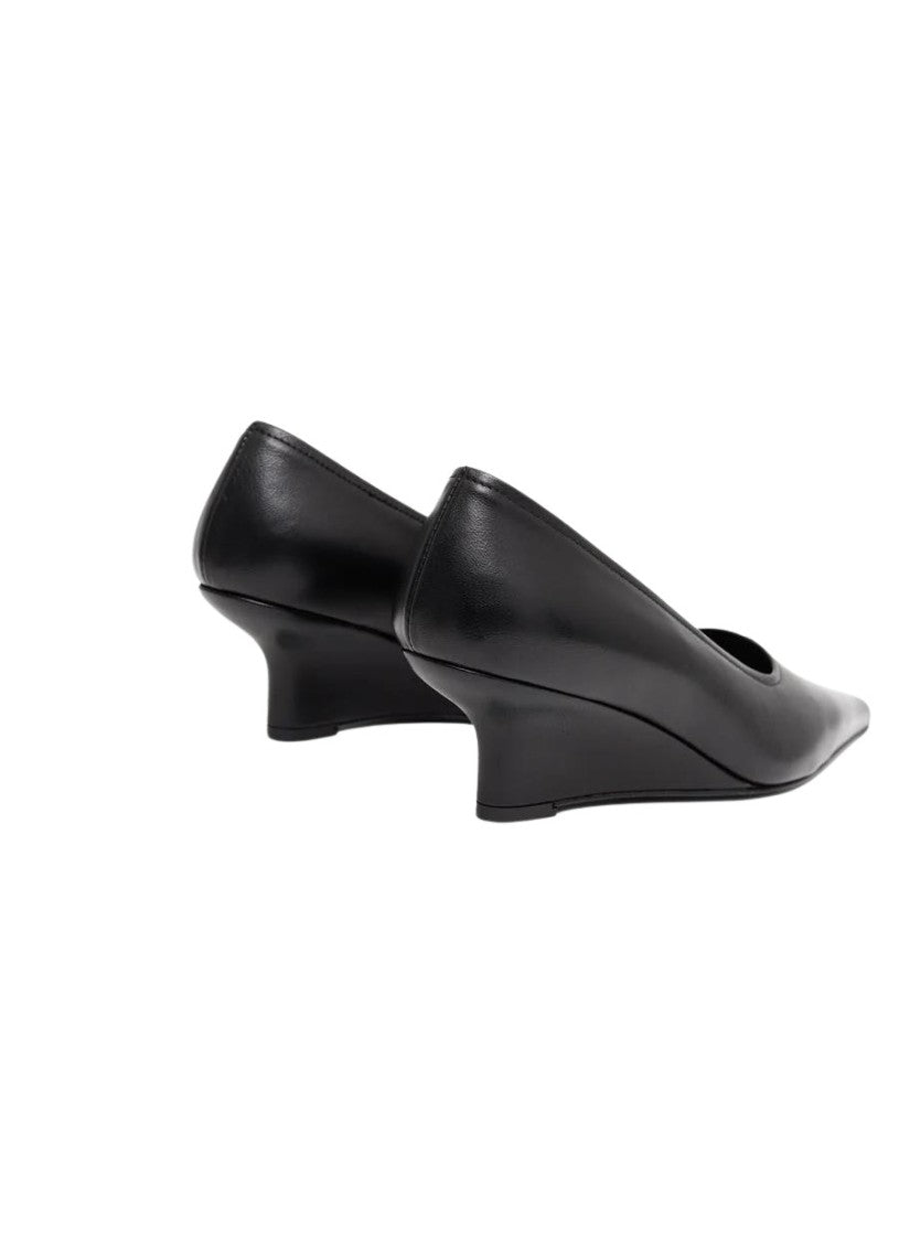 Totême Sharp Wedge Pumps