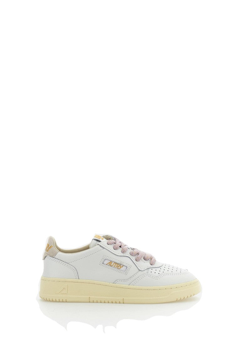 Autry White Medalist Low Leather Sneakers