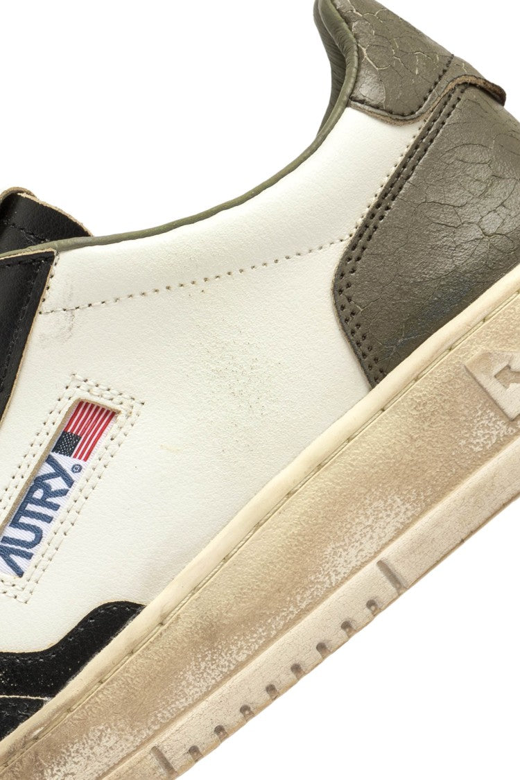 Autry Super Vintage Sneakers With Cracked Leather Back