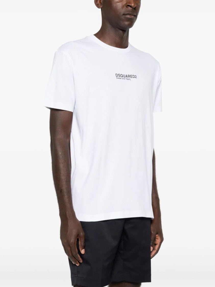 Dsquared2 White T-Shirt With Distinctive Logo Detail