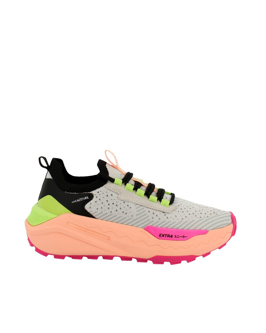 Extr4 Futuristic Low-Cut Sneakers With Dynamic Traction
