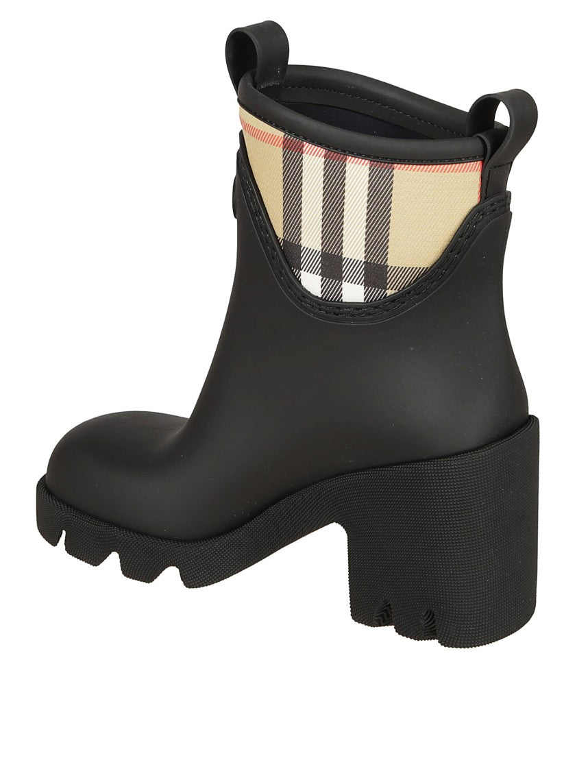 Burberry Heritage-Inspired Equestrian Design Rain Boots