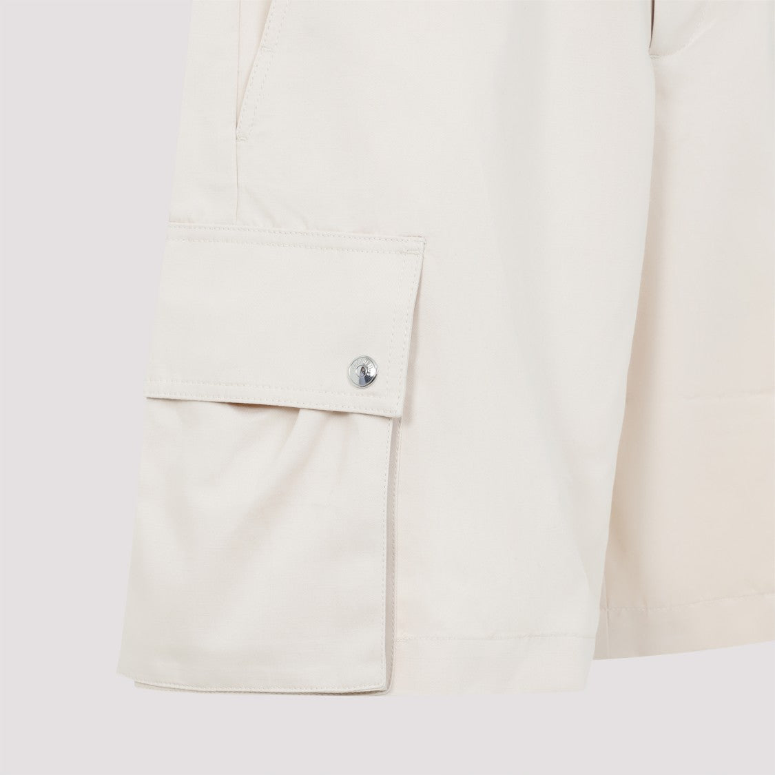 Jacquemus Mid-Thigh Cargo Shorts With Belted Waist