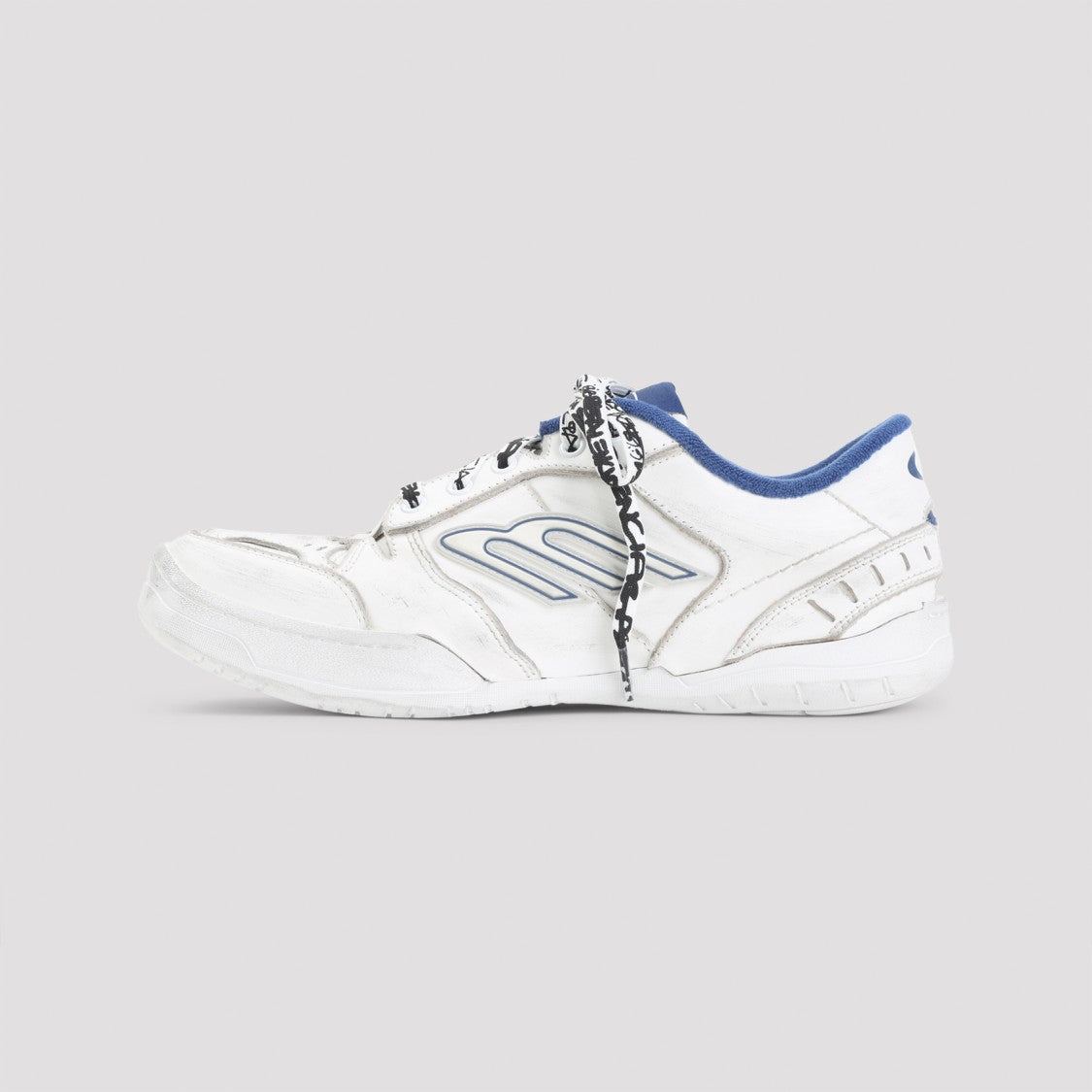 Balenciaga White Leather Low-Top Sneakers With Vintage Accents