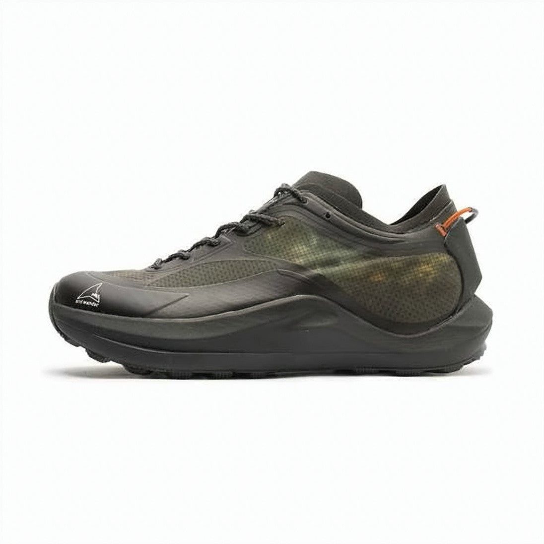 And Wander Low-Profile Sneakers With Cushioned Sole And Reflective Details