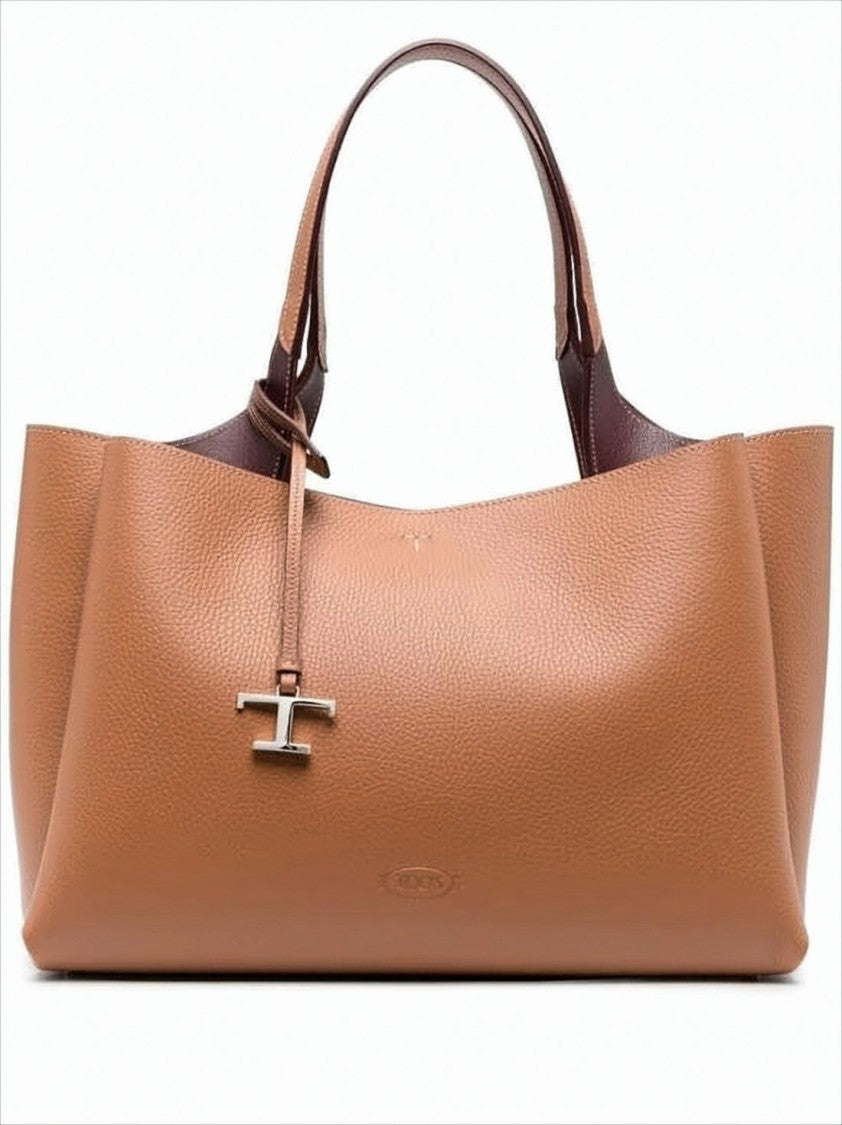 Tod's Textured Leather Shoulder Bag With Embossed Logo