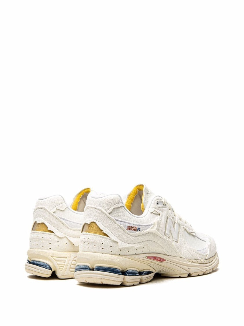 New Balance Versatile Off-White Leather Sneakers With Sole