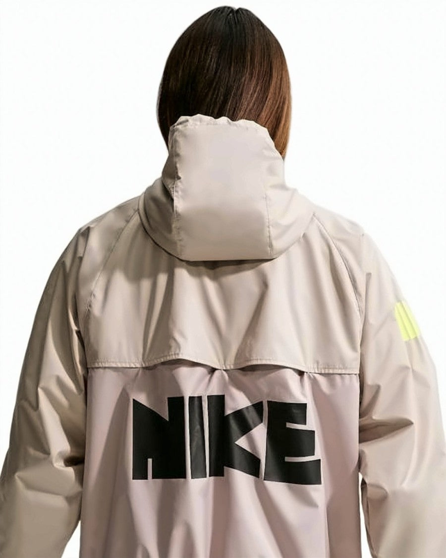 Nike Two-Tone Lightweight Jacket With Adjustable Hood