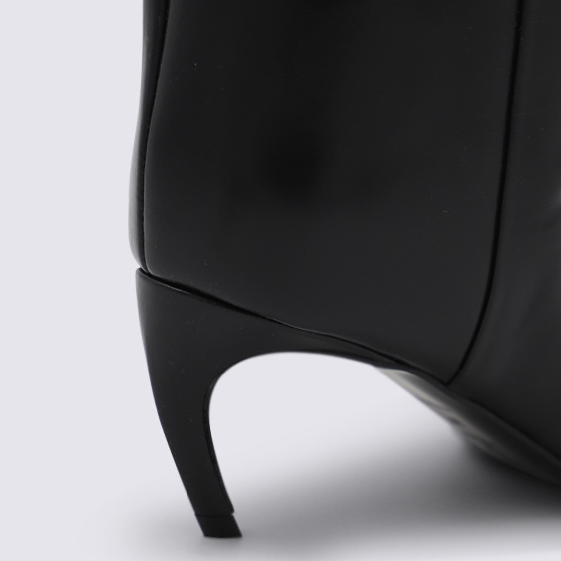 The Attico Knee-High Pointed Toe Boots With Curved Kitten Heel