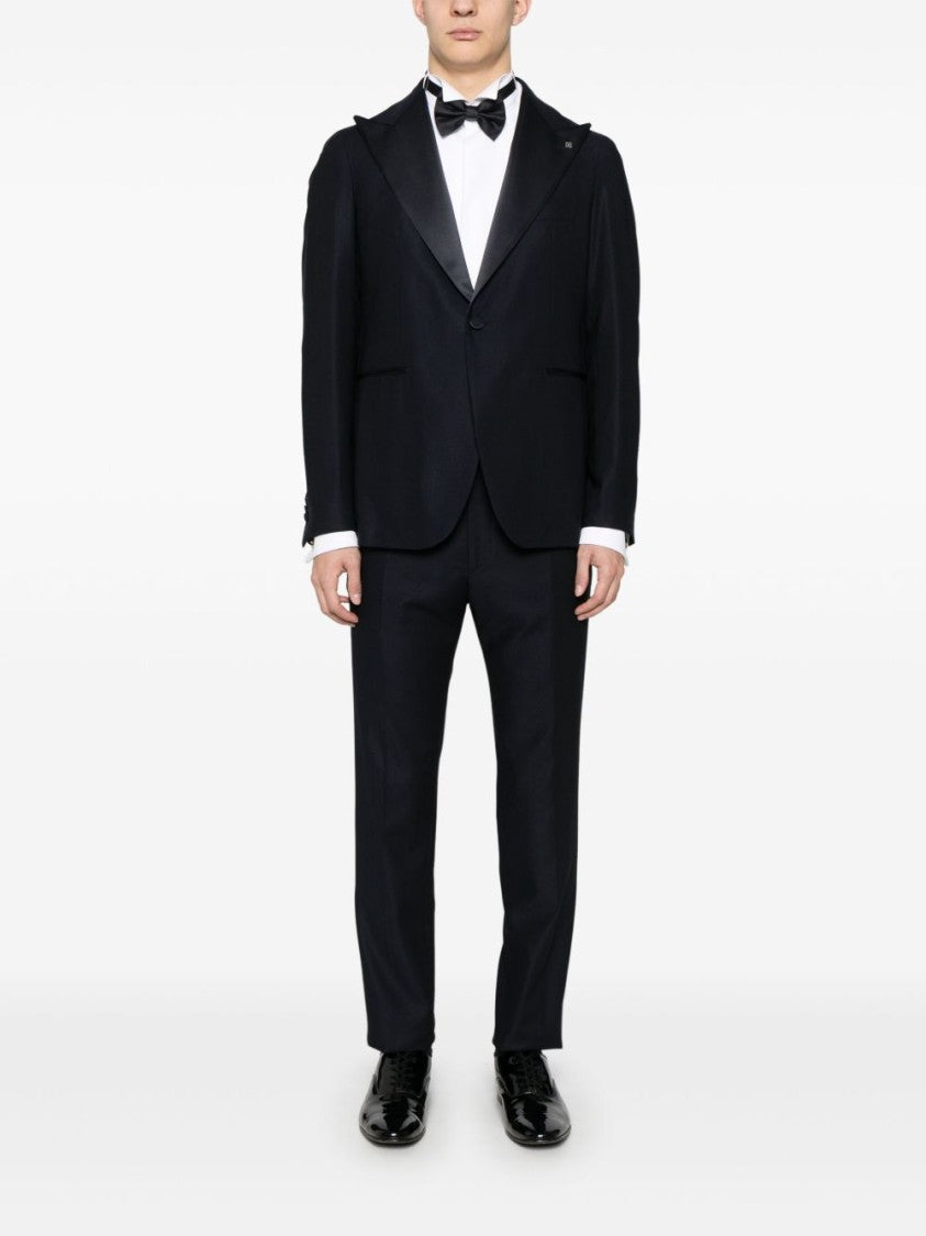 Tagliatore Tailored Suit In Luxurious Virgin Wool