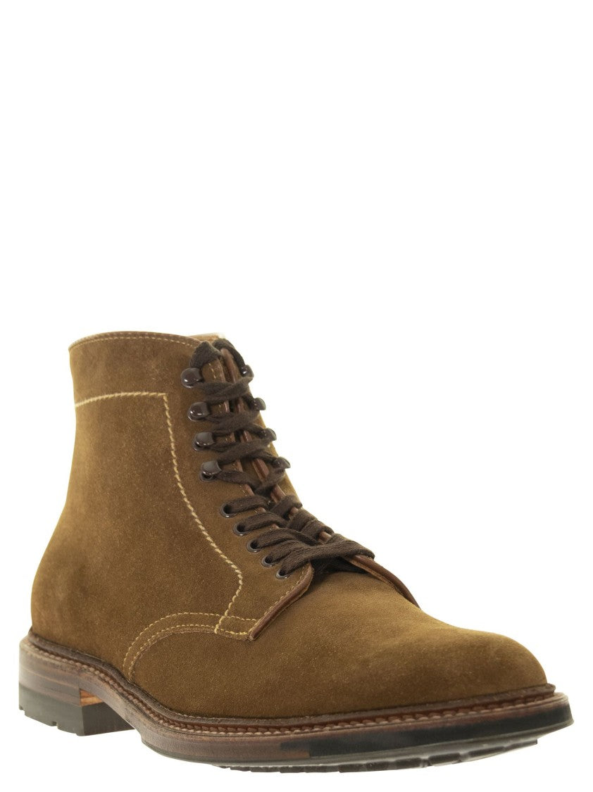 Alden Plain Toe Snuff Suede Boots With Commando Sole