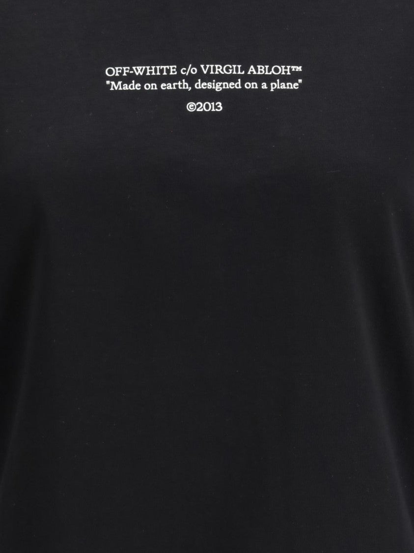 Off-White Cropped Black T-Shirt With Classic Crew Neckline
