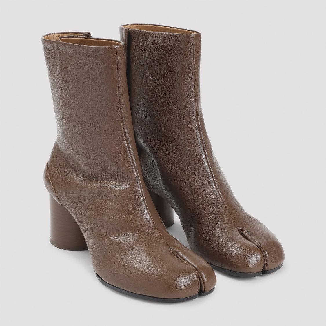 Maison Margiela Distinctive Split-Toe Brown Leather Ankle Boots