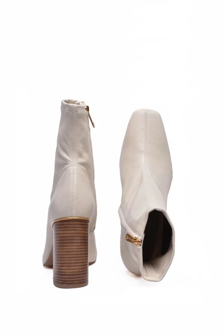 Chloé Leather Ankle Boot With Zip - Beige