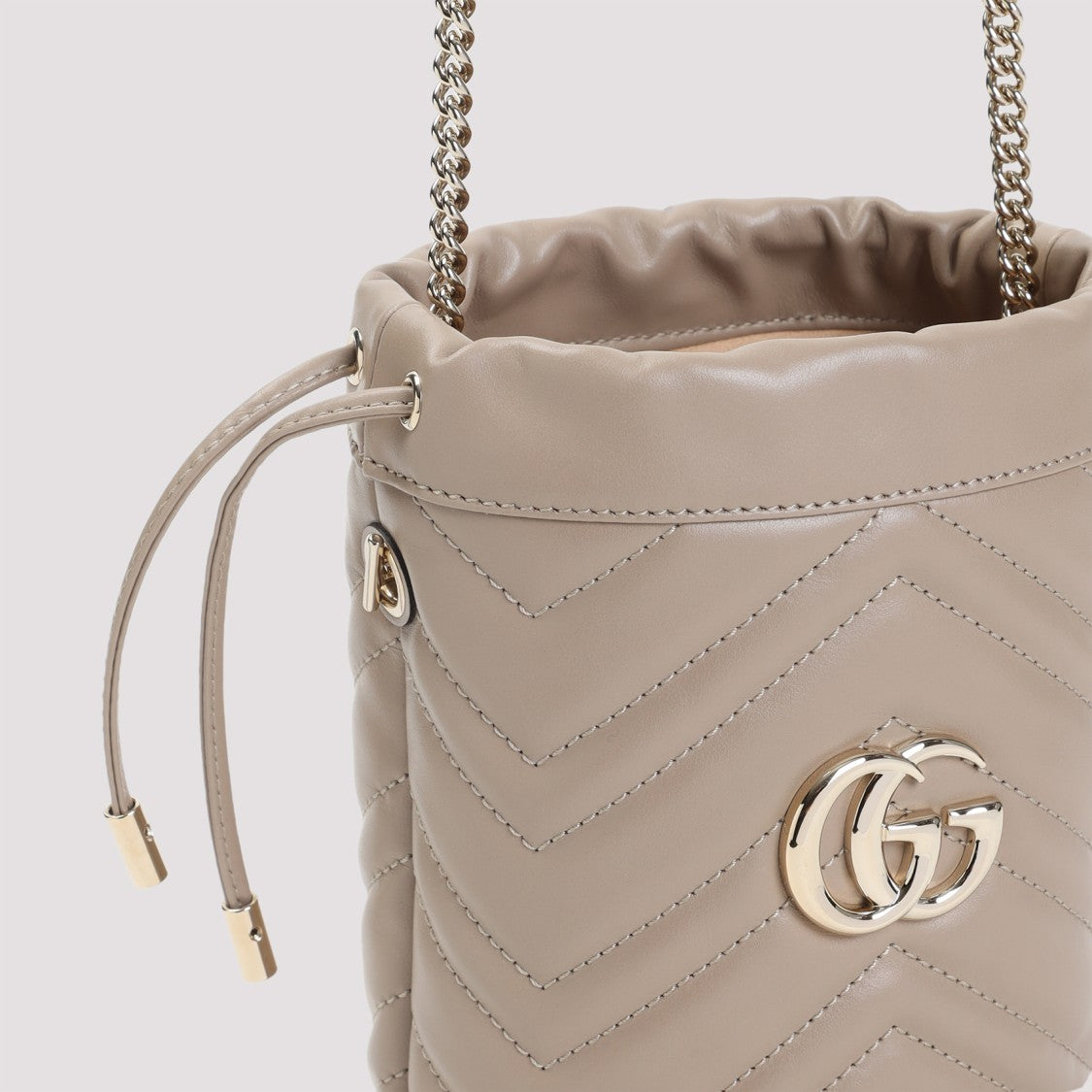 Gucci Matelassé Leather Pouch