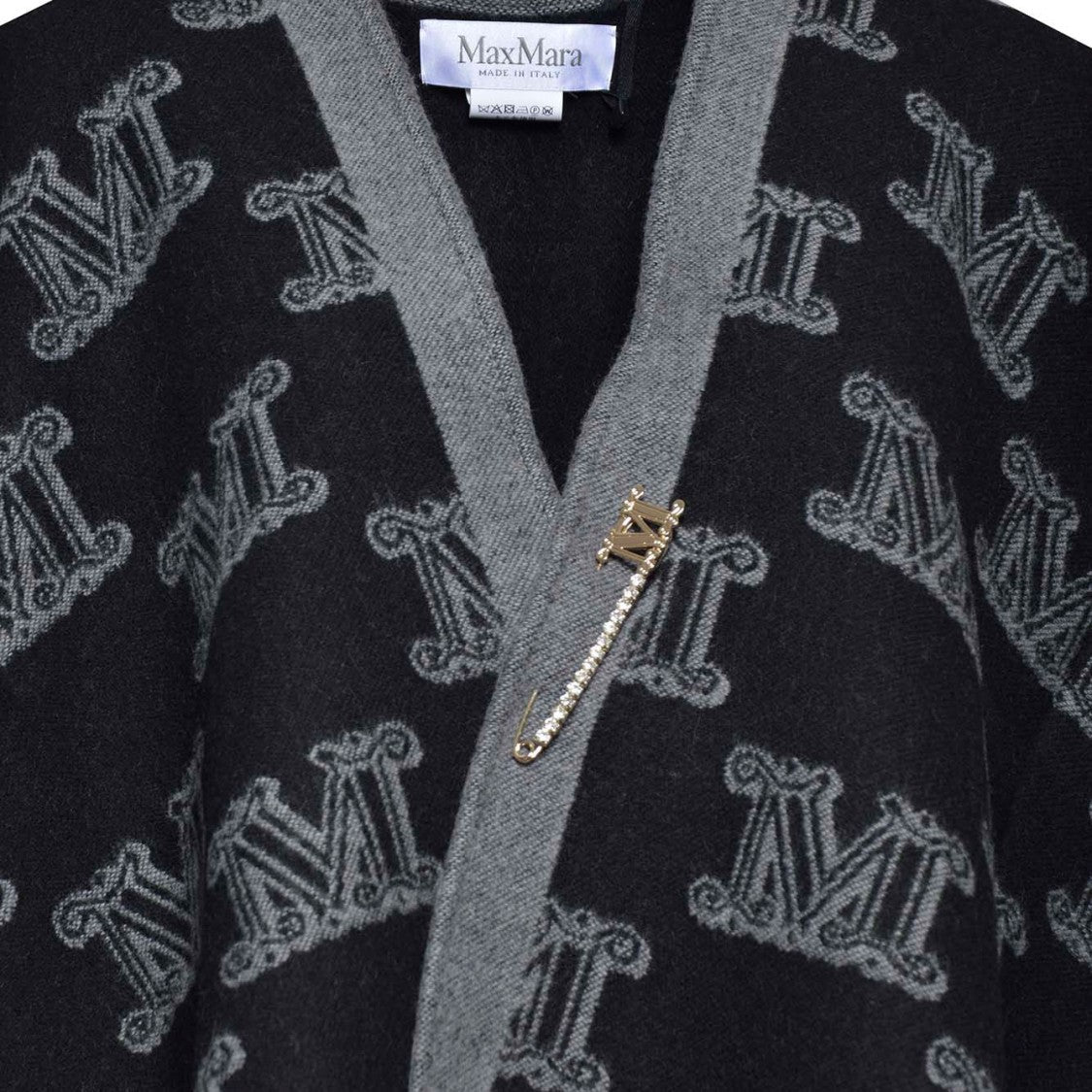 Max Mara Frine Poncho In Black Jacquard Virgin Wool