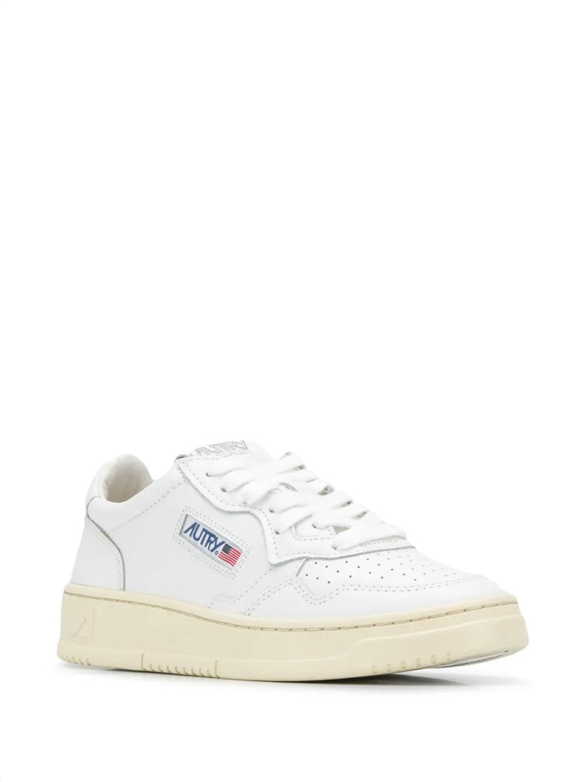 Autry Smooth Leather White Trainers