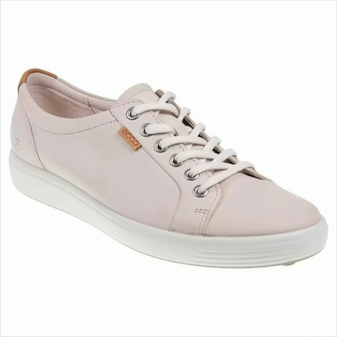 Ecco Minimalist Low-Top Leather Sneakers With Subtle Accents