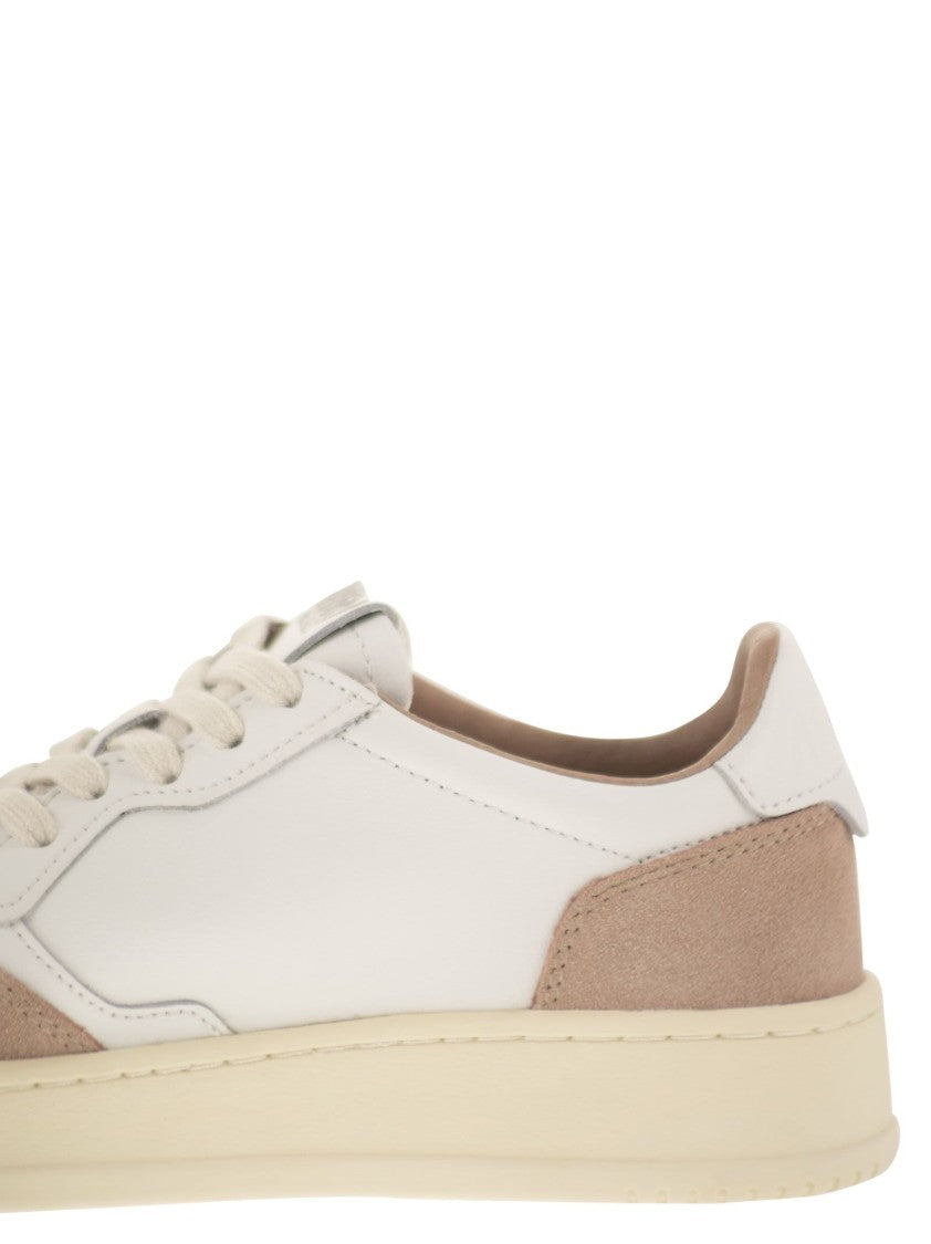 Autry Medalist Low - Leather And Suede Sneakers