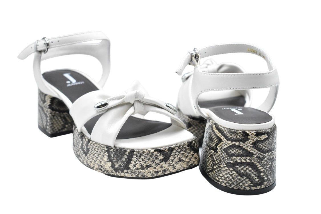 Jeannot Off White Laced Comfort Versatile Shoes