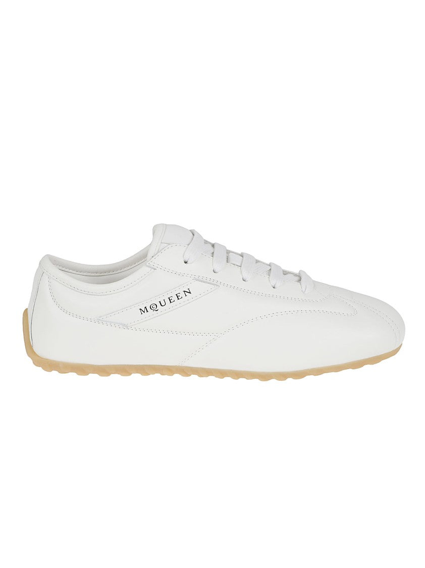 Alexander Mcqueen Rounded Toe White Nappa Leather Sneakers With Contrast Panel