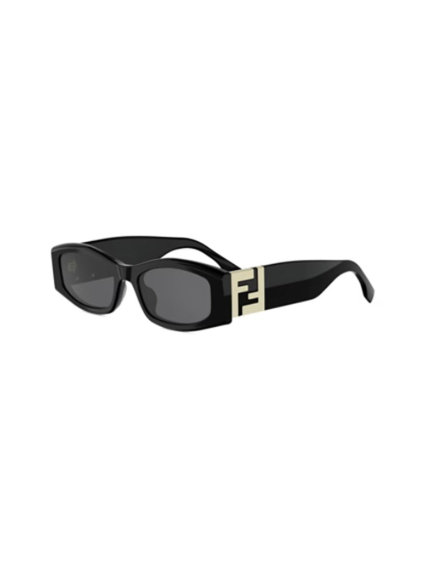 Fendi Fe40204i Rectangular Frame Bold Sunglasses