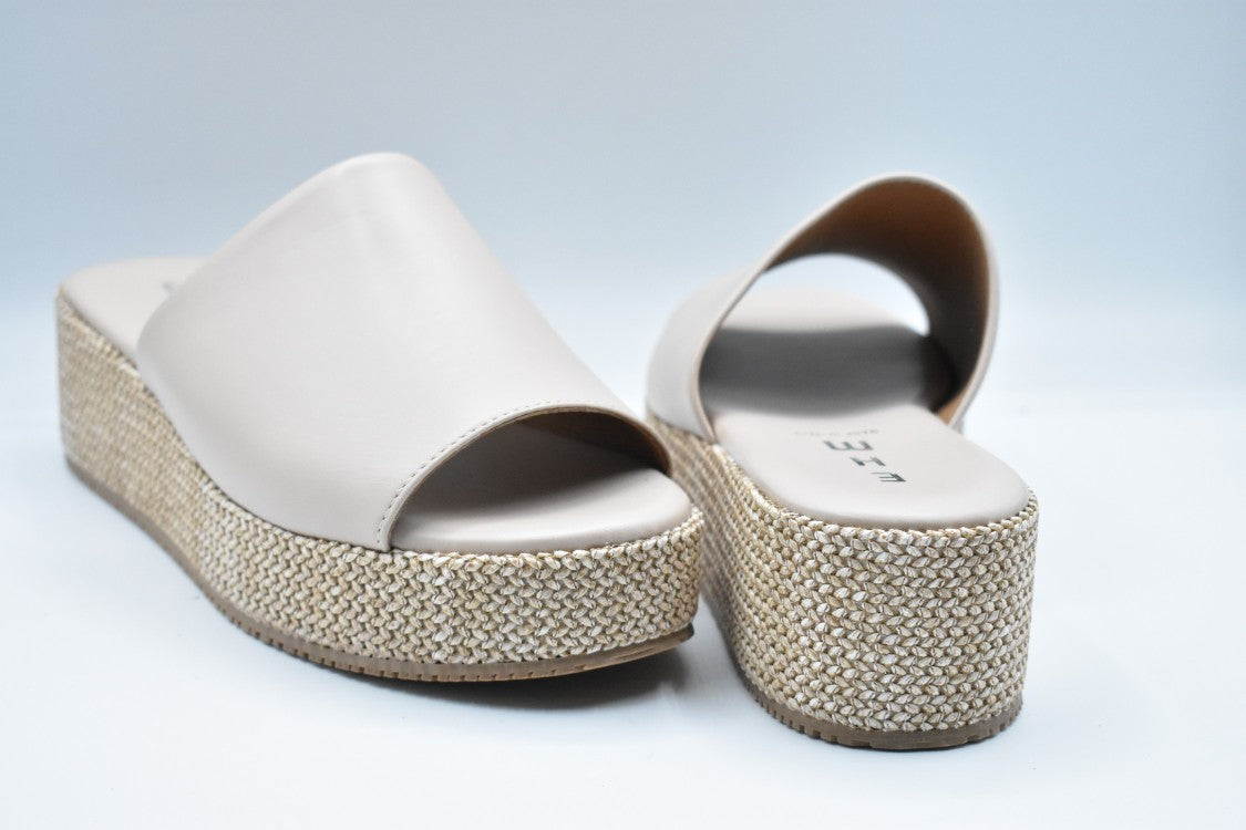 Ehm Laced Low-Cut Platform Sandals In Nude