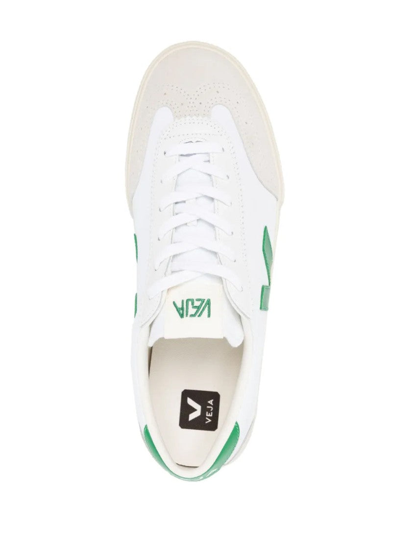 Veja White Leather Casual Sneakers With Green Accents