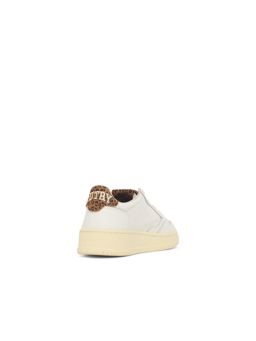 Autry 'Medalist Low' White Leather And Leo Sneakers