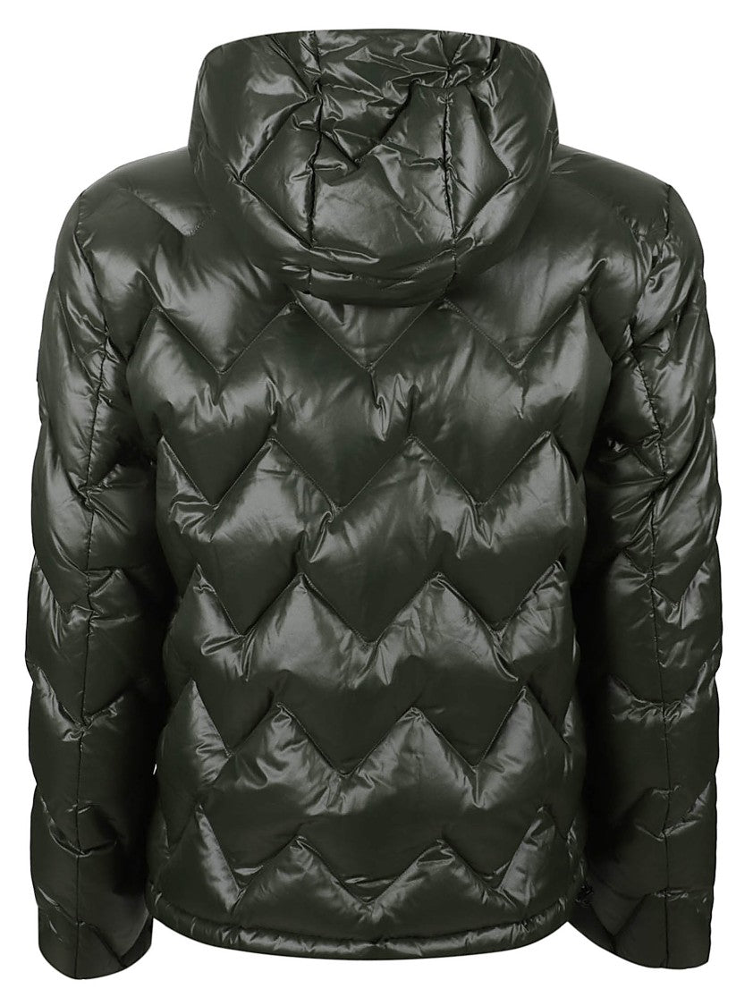 Peuterey Chevron-Quilted Hooded Down Jacket With Front Zipper