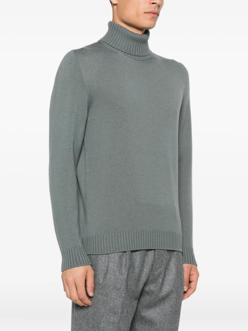 Drumohr Ribbed Collar Merino Wool Turtleneck Sweater