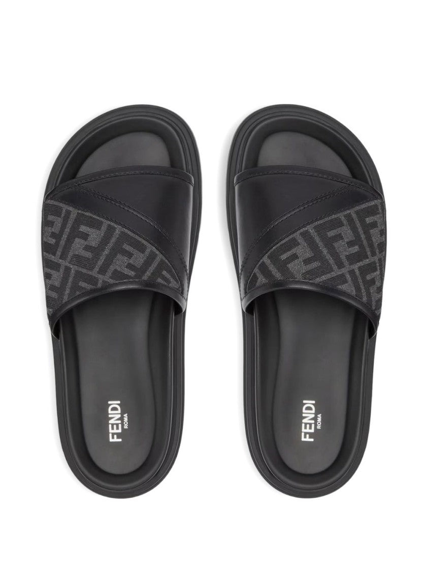 Fendi Black Flat Shoes