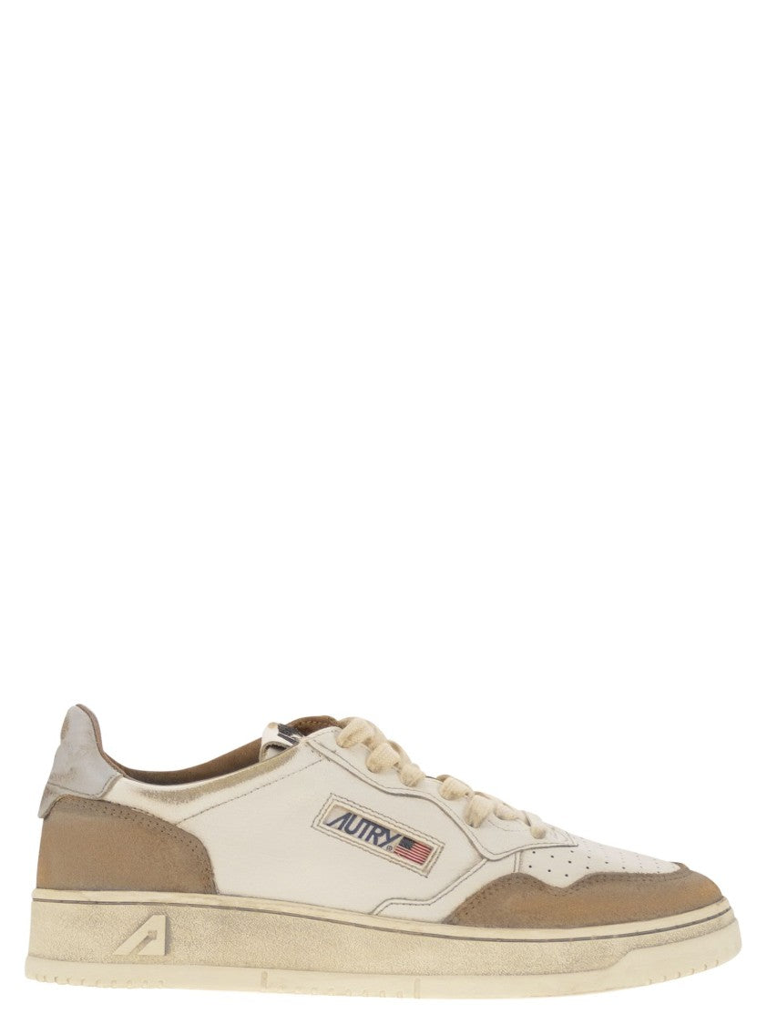Autry Super Vintage - Leather Sneakers
