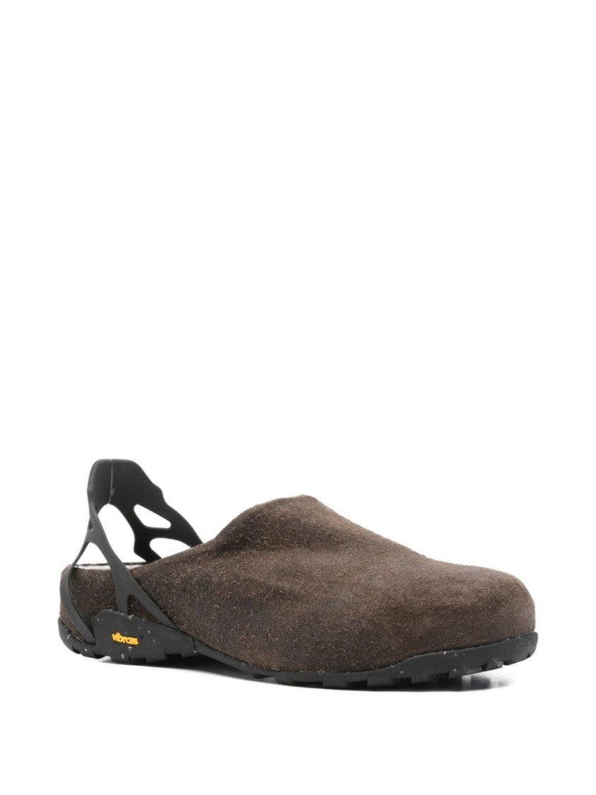 Roa Closed-Toe Fedaia Slippers With Unique Heel Strap And Rugged Sole