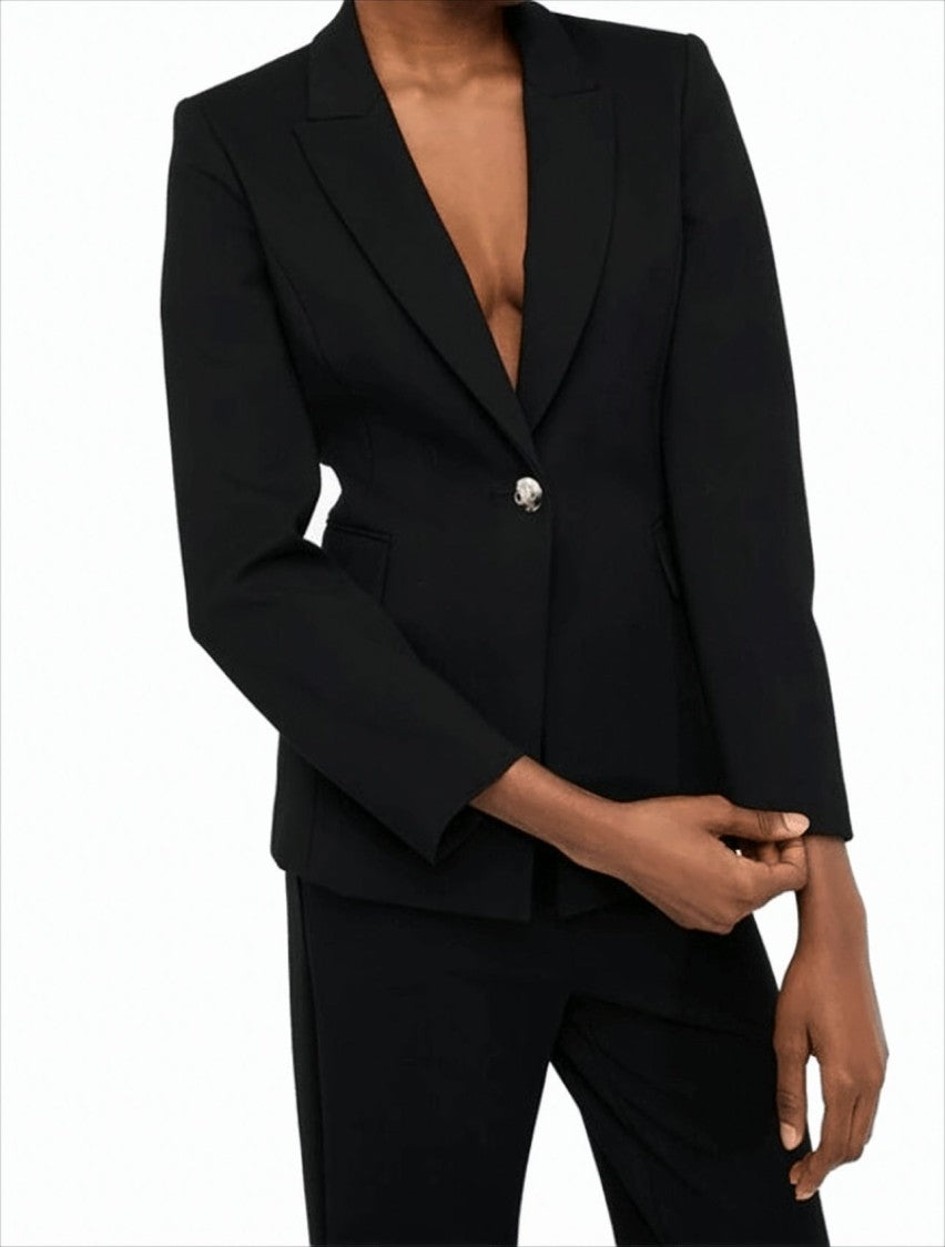 Liu Jo Fitted Black Blazer With Classic Lapels
