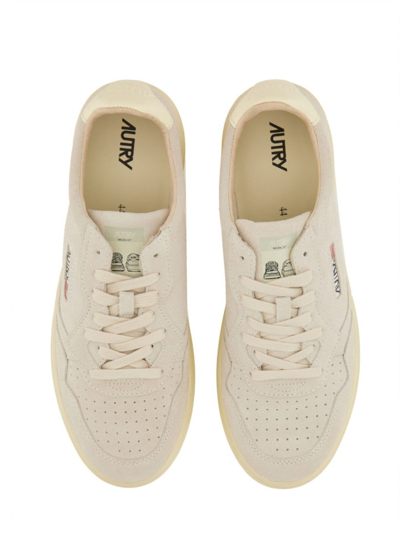 Autry "Medalist" Low Sneaker