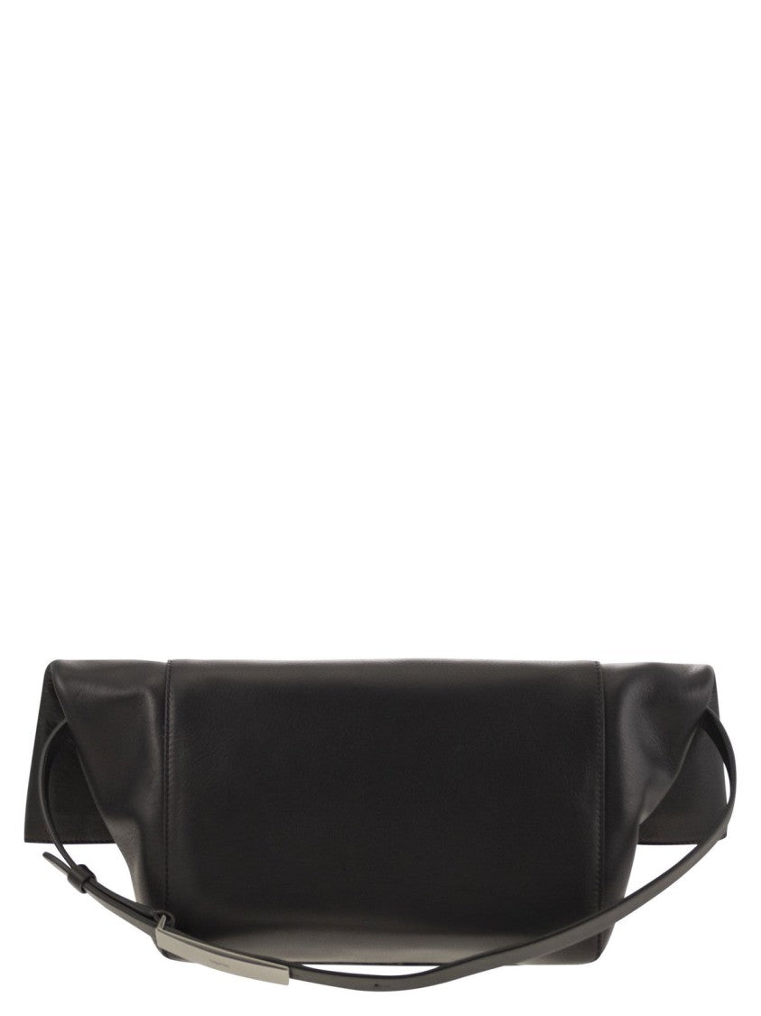 Max Mara Structured Black Bag With Smooth Finish