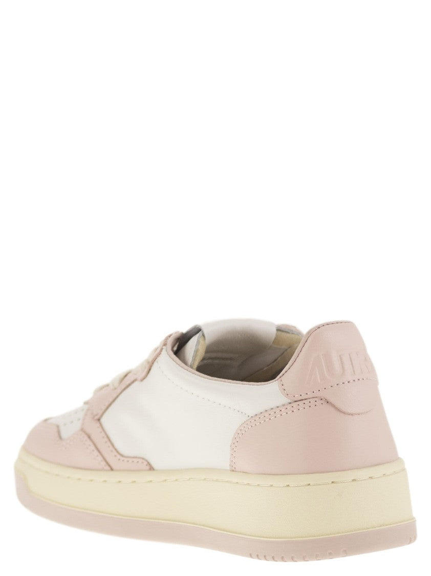 Autry Medalist Low - Two-Tone Leather Sneakers