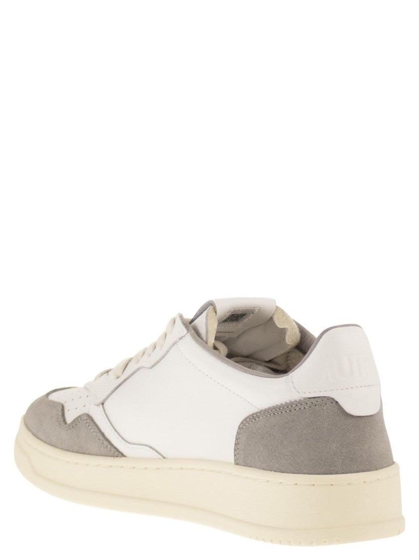 Autry Medalist Low - Leather And Suede Sneakers