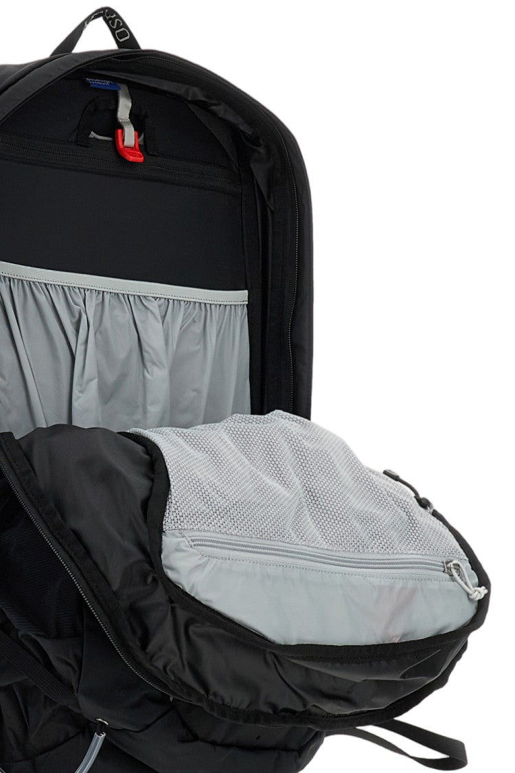 Osprey Technical Trekking Backpack With Airscape Back Panel