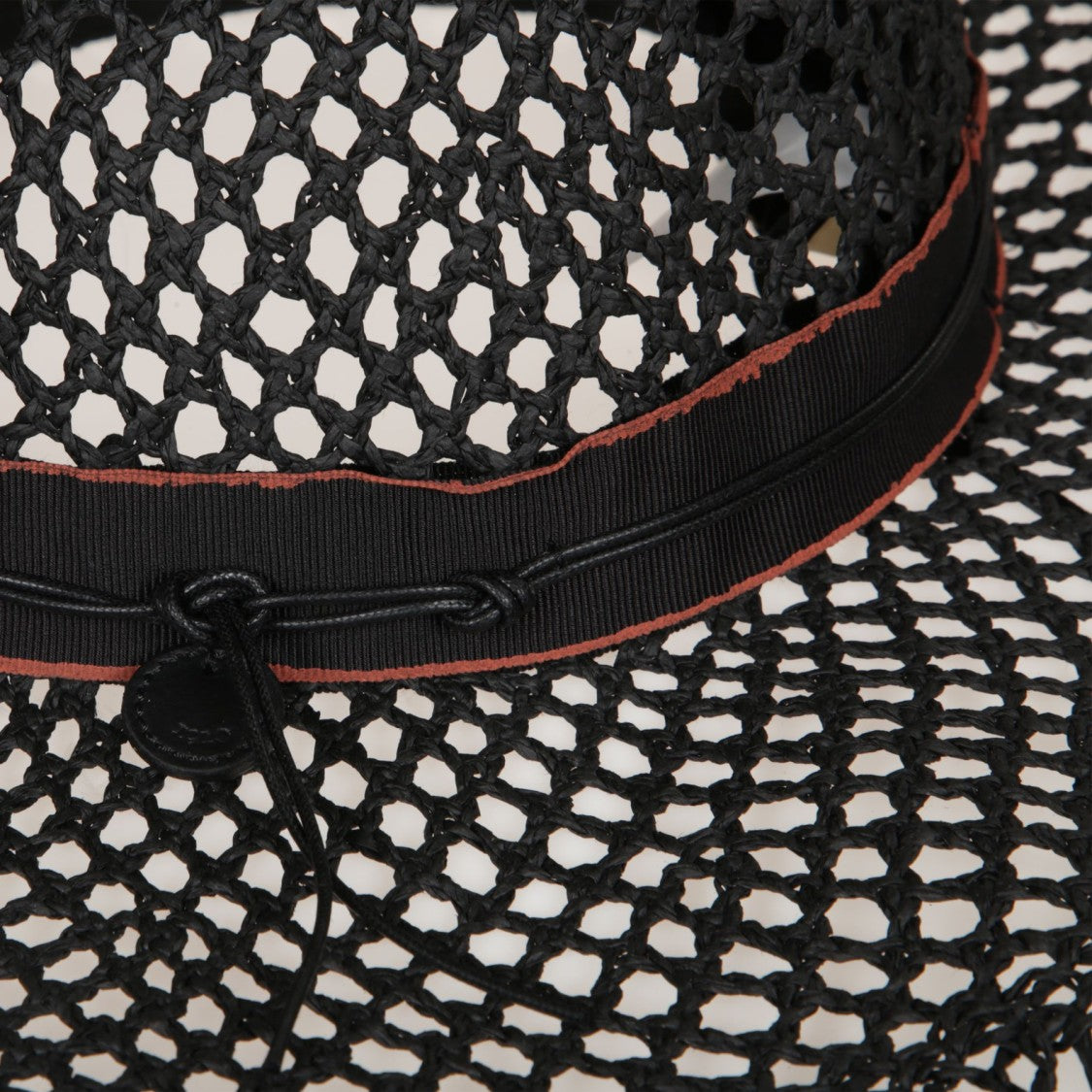 Catarzi Wide-Brimmed Net-Like Hat With Refined Band