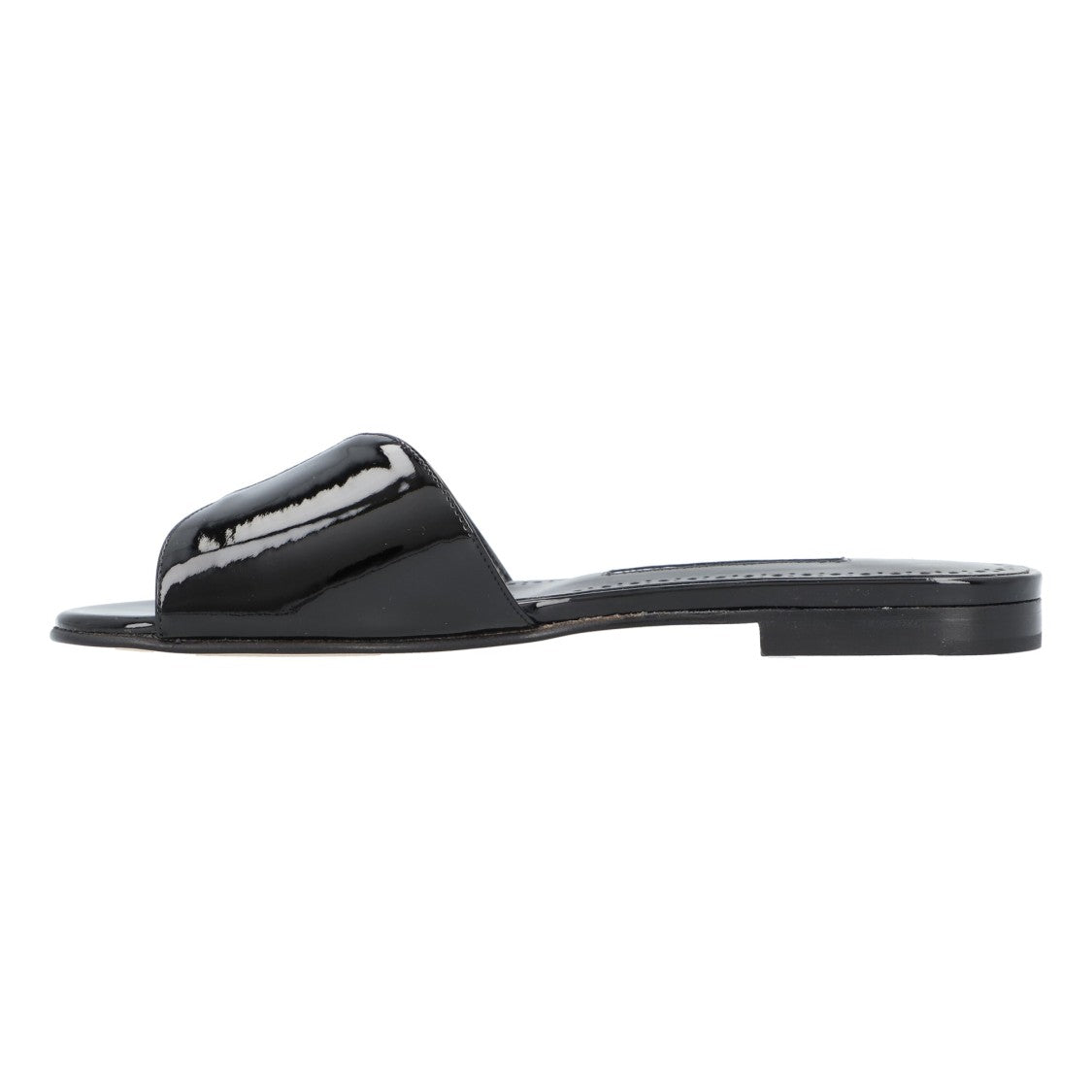 Manolo Blahnik Houramu Flat Black
