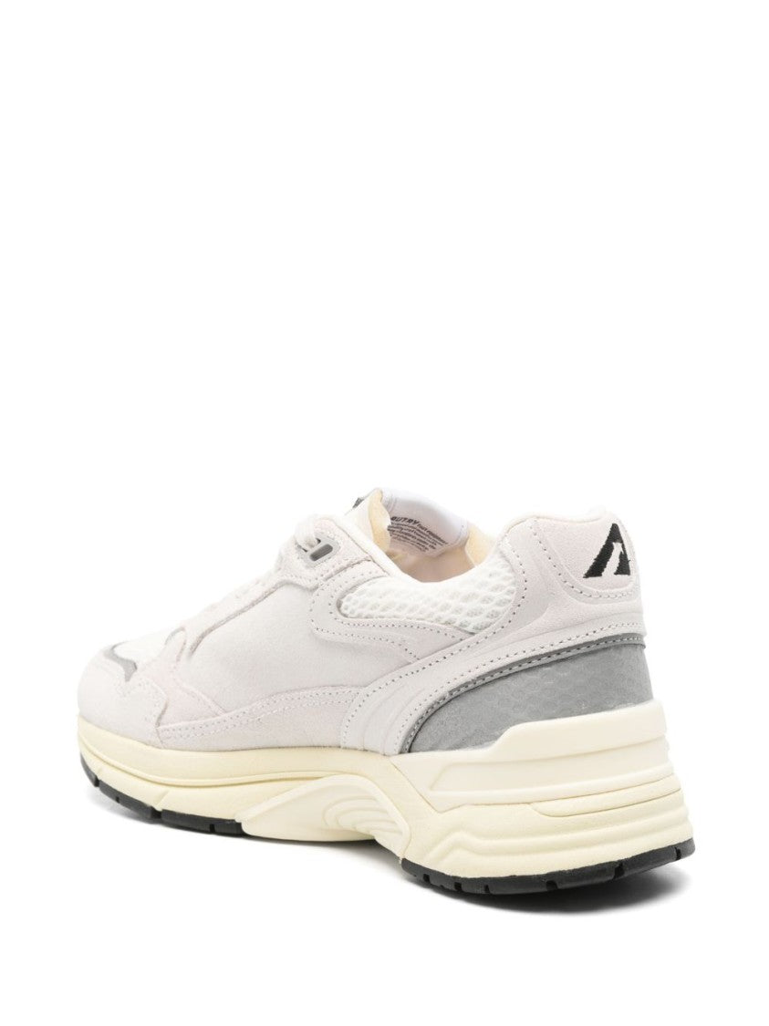 Autry Low-Profile Sneakers With Round Toe And Reelwind Closure