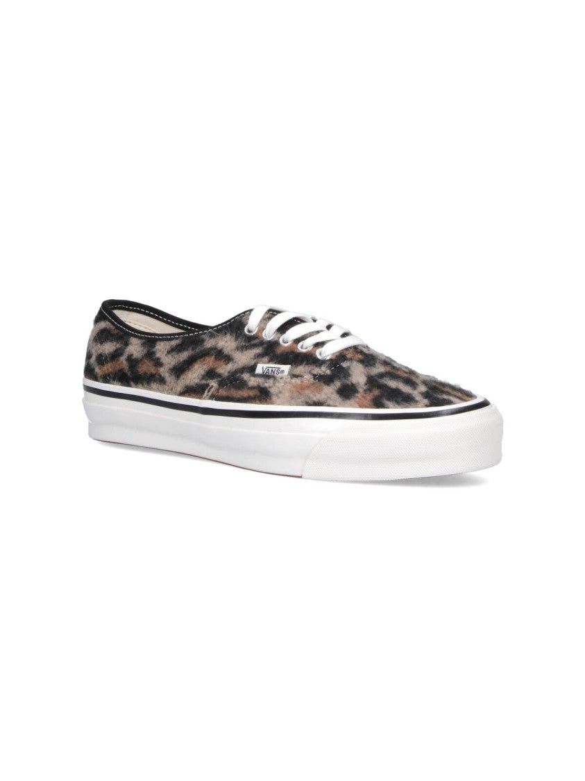 Vans Leopard Print Low-Top Sneakers With Contrast Detailing