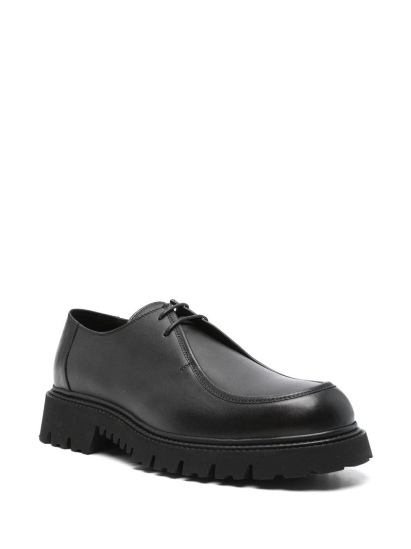Doucal's Black Leather Derby Shoes