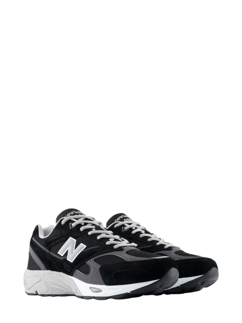 New Balance Black 880R Leather Mesh-Blend Sneakers