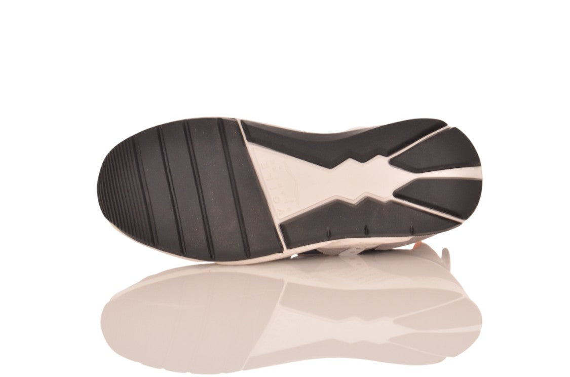 Voile Blanche Multicolor Performance-Driven Dynamic Design Sneakers