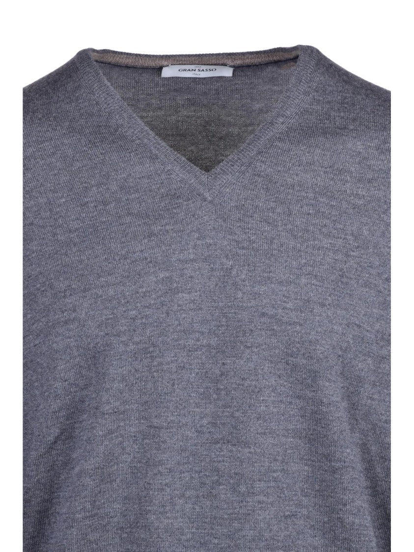 Gran Sasso V-Neck Sweater In 100% Virgin Wool With Ribbed Details