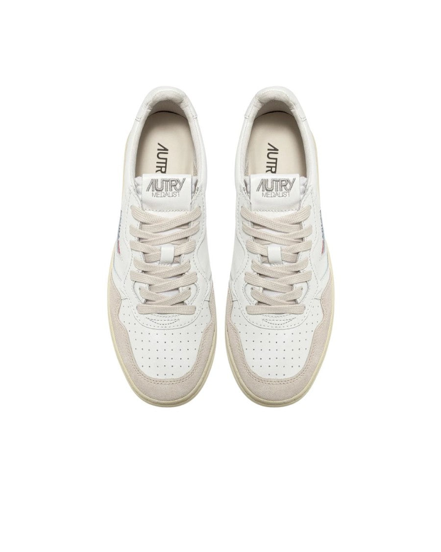 Autry Medalist Low Sneakers In White Leather