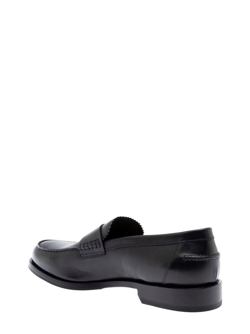 Doucal's Smooth Leather Moc Toe Penny Loafer Loafers